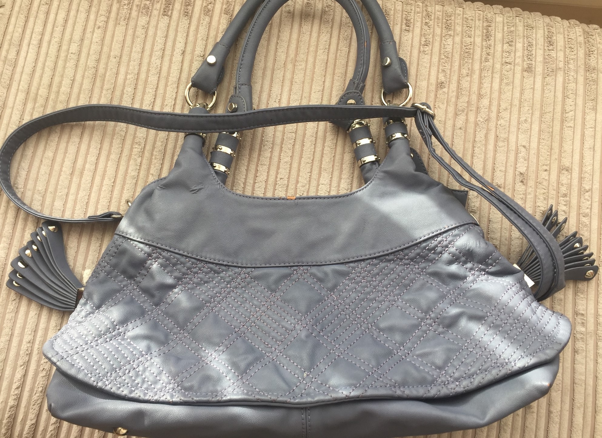 012fd18cb4d8af4ad30fda382b466cd0d6429ee883